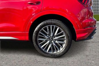Audi Q3 S Line