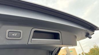 Land Rover Range Rover Velar R-Dynamic SE