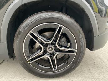 Mercedes-Benz GLA AMG Line