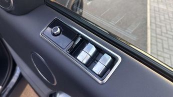 Land Rover Range Rover Sport SVR