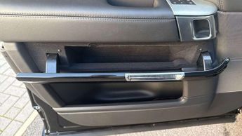 Land Rover Range Rover Sport SVR