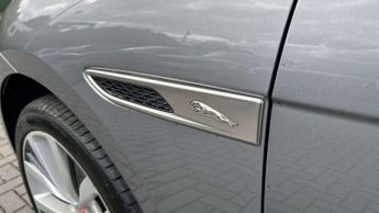 Jaguar F-PACE R-Dynamic HSE