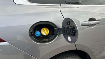 Jaguar F-PACE R-Dynamic HSE