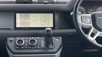 Land Rover Defender X-Dynamic SE