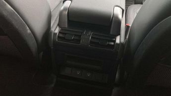Land Rover Defender X-Dynamic SE