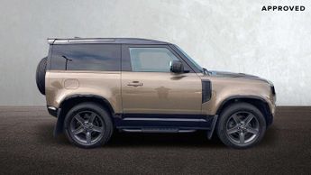 Land Rover Defender X-Dynamic SE