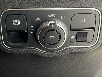 Mercedes-Benz EQB AMG Line