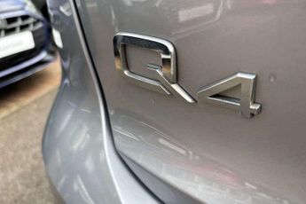 Audi Q4 S Line