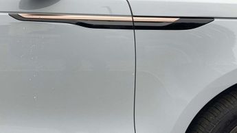 Land Rover Range Rover Velar Dynamic SE