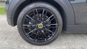 MINI Hatchback Cooper S Level 2