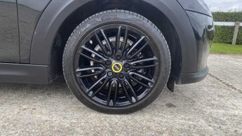 MINI Hatchback Cooper S Level 2