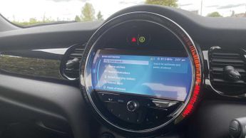 MINI Hatchback Cooper S Level 2