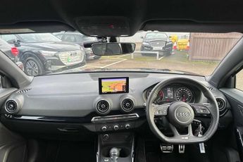 Audi Q2 Black Edition