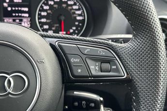 Audi Q2 Black Edition