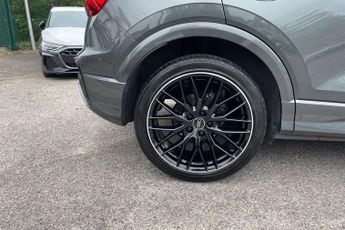 Audi Q2 Black Edition