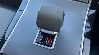 Land Rover Range Rover Velar Dynamic SE