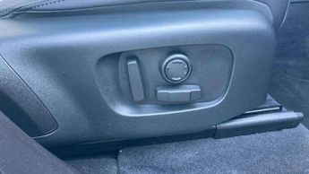 Land Rover Range Rover Velar Dynamic SE