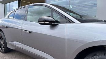Jaguar I-Pace R-Dynamic SE Black