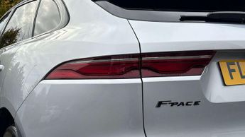 Jaguar F-PACE R-Dynamic Black