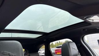 Jaguar F-PACE R-Dynamic Black