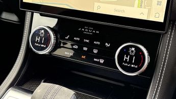 Jaguar F-PACE R-Dynamic Black