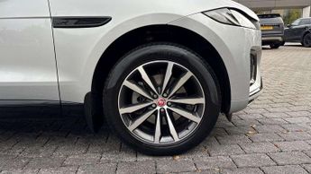 Jaguar F-PACE R-Dynamic Black