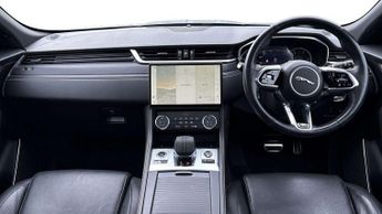 Jaguar F-PACE R-Dynamic Black