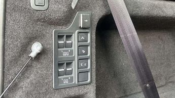 Land Rover Discovery R-Dynamic HSE