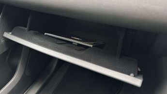 Land Rover Range Rover Velar Dynamic HSE