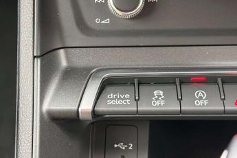 Audi Q3 Black Edition