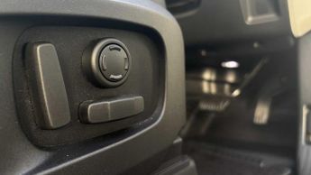 Land Rover Defender First Edition