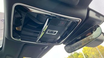 Land Rover Range Rover Velar R-Dynamic HSE