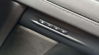 Land Rover Range Rover Evoque R-Dynamic HSE