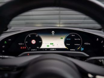 Porsche Taycan 