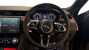 Jaguar F-PACE R-Dynamic SE Black