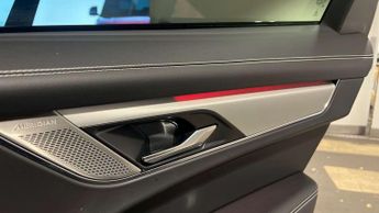 Jaguar F-PACE R-Dynamic SE Black