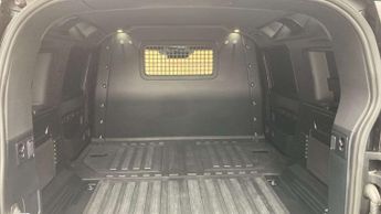 Land Rover Defender 110 Diesel SE