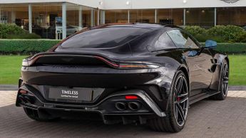 Aston Martin Vantage 