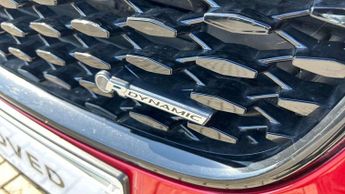 Jaguar F-PACE R-Dynamic SE Black