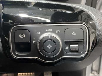 Mercedes-Benz Cla AMG Line