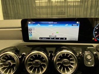 Mercedes-Benz Cla AMG Line