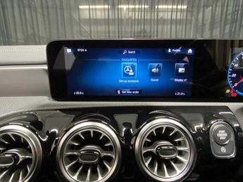 Mercedes-Benz Cla AMG Line