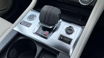 Jaguar F-PACE R-Dynamic Black