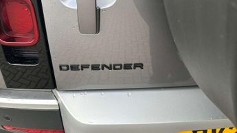 Land Rover Defender SE