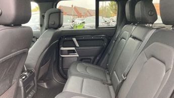 Land Rover Defender X-Dynamic HSE