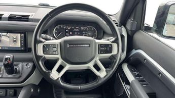 Land Rover Defender X-Dynamic SE