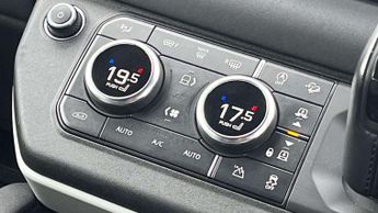 Land Rover Defender X-Dynamic SE