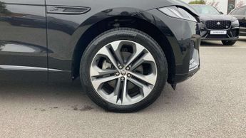Jaguar F-PACE R-Dynamic HSE Black