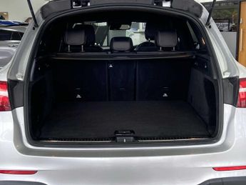 Mercedes-Benz GLC AMG Line