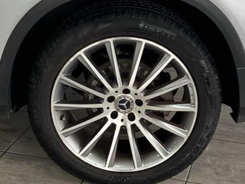 Mercedes-Benz GLC AMG Line